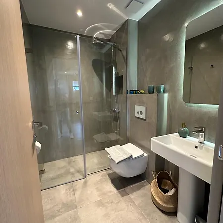 Eleni Greece - Wonderful Sea View Apartment Nea Roda